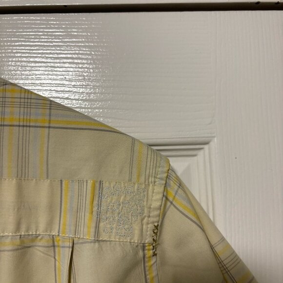 Quiksilver Button up - Picture 3 of 4